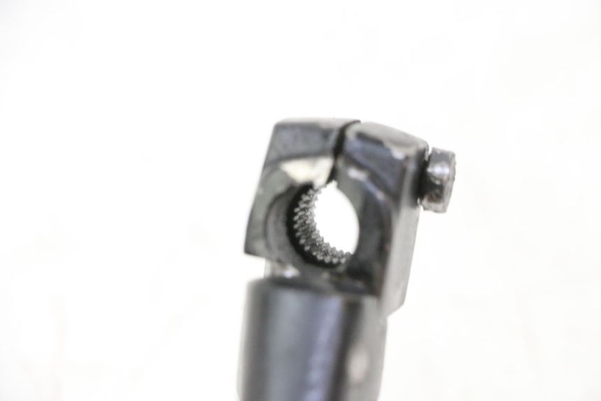 photo de PEDAL ARRANQUE APOLLO RFZ 125 - Primer plano técnico