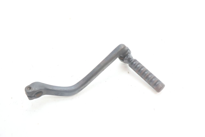 photo de PEDAL ARRANQUE FYM SCOOTERONE 125 (2006 - 2008) - Detalles de los puntos de fijación
