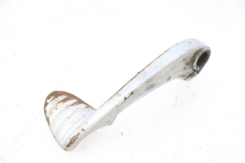 photo de PEDAL ARRANQUE BAOTIAN TRAVEL SPIRIT 50 (2010 - 2012) - Primer plano técnico