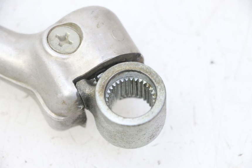 photo de PEDAL ARRANQUE YAMAHA YZ-F YZF 250 (2014 - 2018) - Detalles de los puntos de fijación