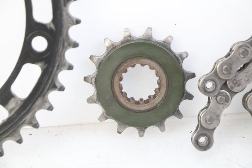 photo de KIT DE CADENA HONDA CB R 1000 (2018 - 2023) - Recambio usado revisado