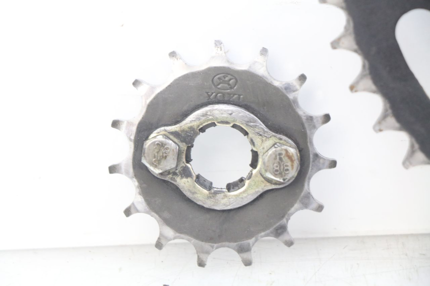 photo de KIT DE CADENA XTRM FACTORY DIRTBIKE BSE 150 - Zoom sobre los componentes