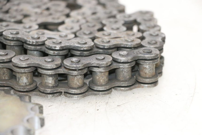 photo de KIT TRANSMISI KAWASAKI GPX F ZX750F 750 (1986 - 1990) - Primer plano técnico