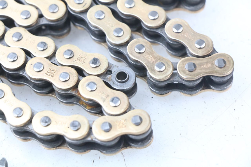 photo de KIT TRANSMISI SUZUKI GSX-R GSXR 750 (2011 - 2016) - Primer plano técnico