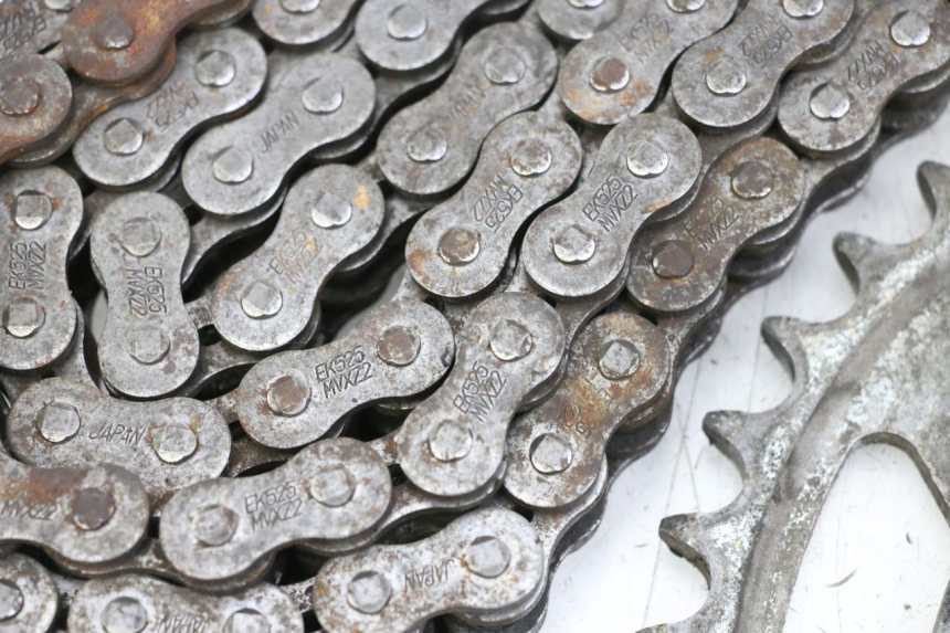 photo de KIT TRANSMISI SUZUKI GSR 750 (2011 - 2017) - Detalles de los puntos de fijación