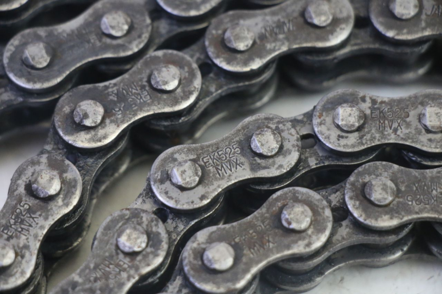 photo de KIT TRANSMISI KAWASAKI ZR 7 750 (1999 - 2004) - Estado de la superficie y material