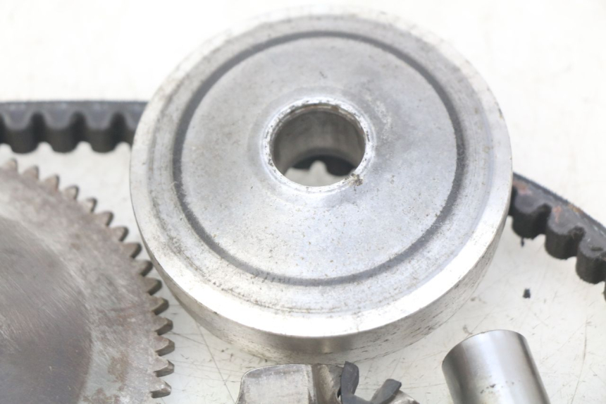 photo de KIT EMBRAGUE VARIADOR KREIDLER FLORY CLASSIC 4T 50 (2013 - 2023) - Detalle de la pieza