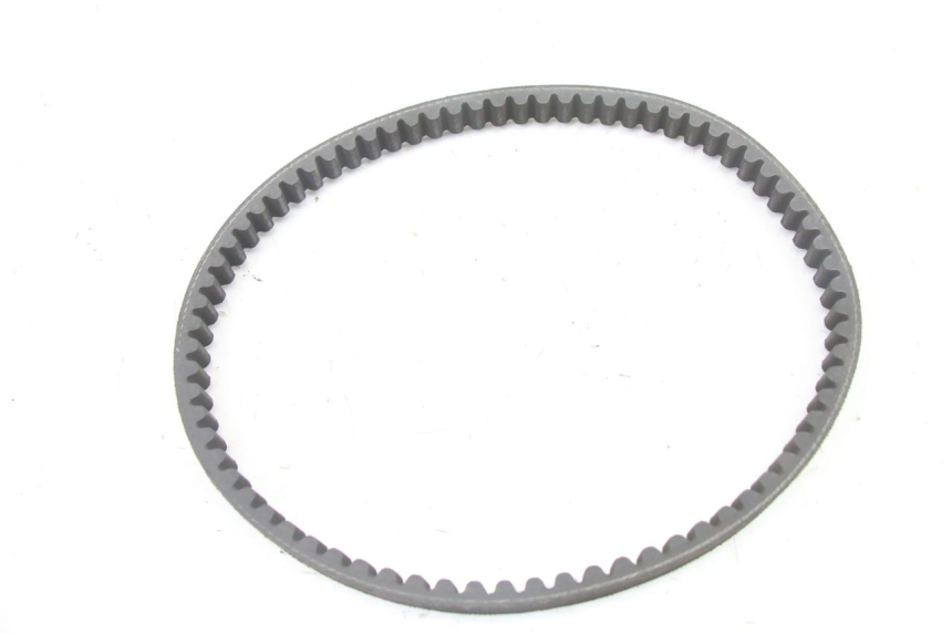 photo de KIT EMBRAGUE VARIADOR KYMCO AGILITY 4T 50 (2018 - 2022) - Zoom sobre los componentes