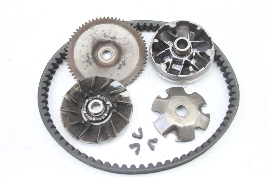 photo de KIT EMBRAGUE VARIADOR KYMCO AGILITY 4T 50 (2018 - 2022) - Estado de la superficie y material