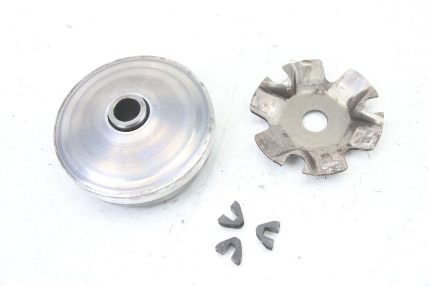 photo de KIT EMBRAGUE VARIADOR KYMCO AGILITY 4T 50 (2018 - 2022) - Marcados y referencias originales