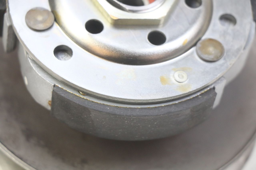 photo de KIT EMBRAGUE VARIADOR PIAGGIO VESPA LX 2T 50 (2005 - 2013) - Características distintivas