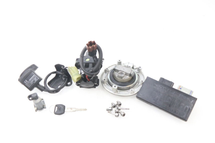 photo de KIT DE LLAVES CDI HONDA CBR RR FIREBLADE 1000 (2006 - 2007) - Zoom sobre los componentes