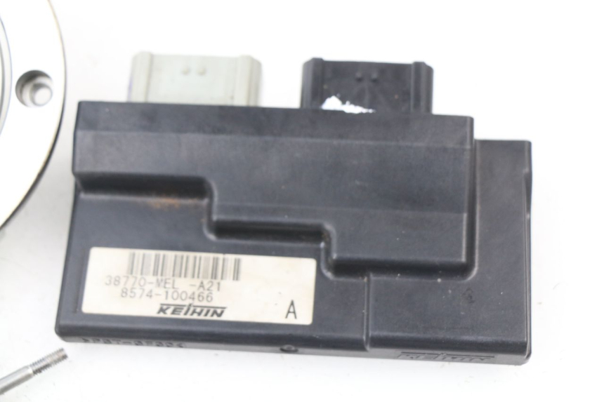 photo de KIT DE LLAVES CDI HONDA CBR RR FIREBLADE 1000 (2006 - 2007) - Enfoque en la estructura