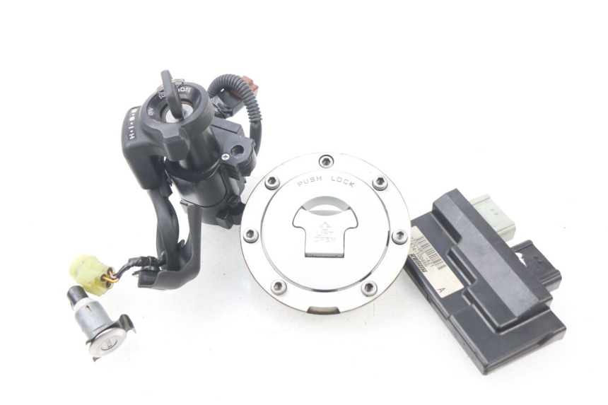 photo de KIT DE LLAVES CDI HONDA CBR RR FIREBLADE 1000 (2006 - 2007) - Zoom estado de uso