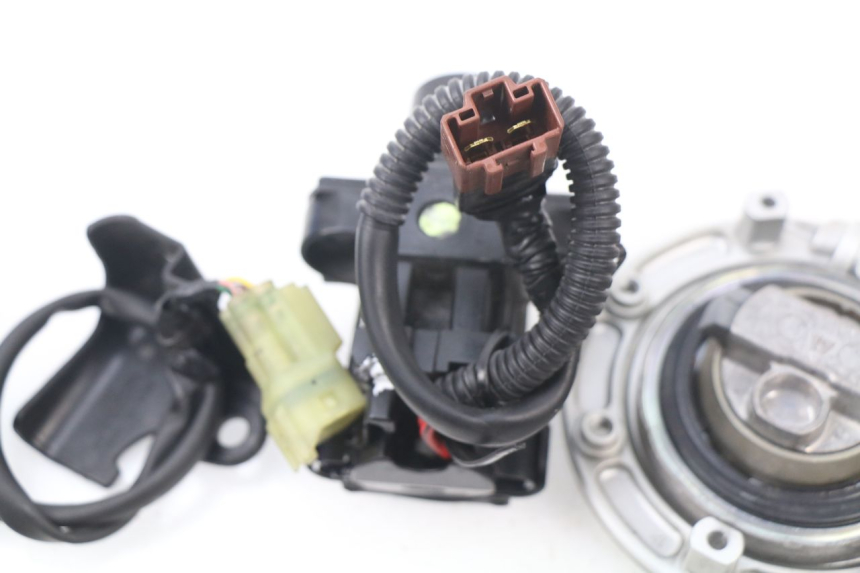 photo de KIT DE LLAVES CDI HONDA CBR RR FIREBLADE 1000 (2006 - 2007) - Recambio usado revisado