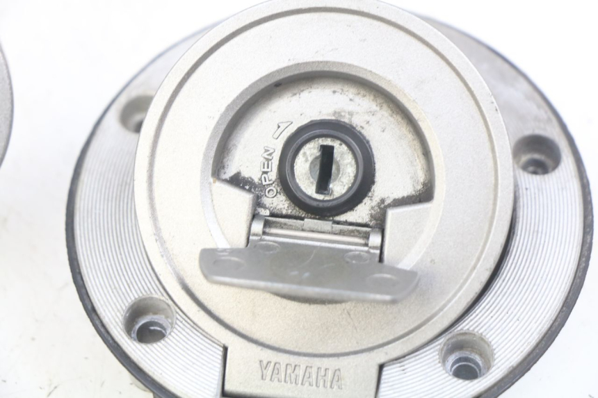 photo de KIT DE CERRADURA LLAVE CDI NEIMAN YAMAHA FJR ABS 1300 (2006 - 2012) - Enfoque en la estructura