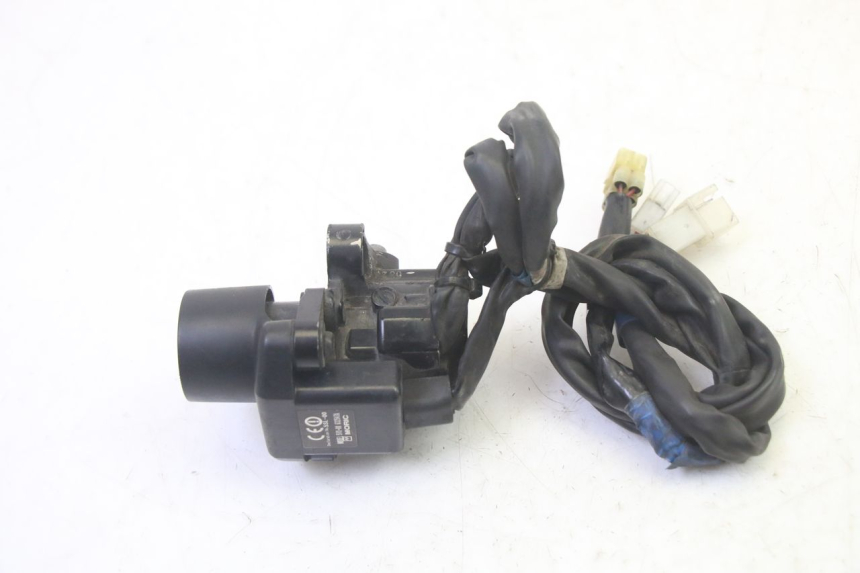 photo de KIT DE CERRADURA CLAVE CDI NEIMAN YAMAHA FZ6 N FAZER 600 (2004 - 2006) - Zoom estado de uso