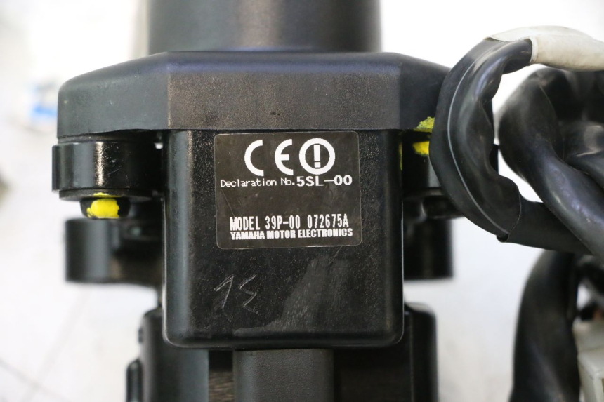 photo de KIT DE LLAVES CDI YAMAHA FZ8 800 (2010 - 2016) - Inspección visual detallada