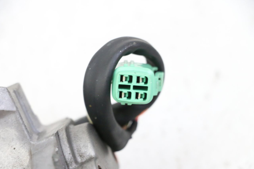 photo de KIT DE LLAVES CDI SUZUKI GSR 750 (2011 - 2017) - Zoom estado de uso