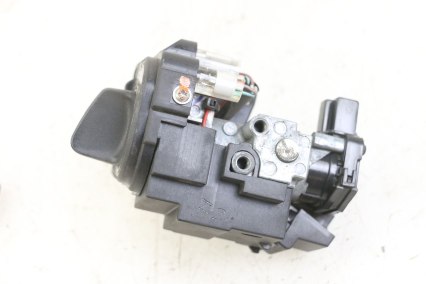 photo de KIT DE LLAVES CDI HONDA SH i 300 (2015 - 2020) - Estado de la superficie y material