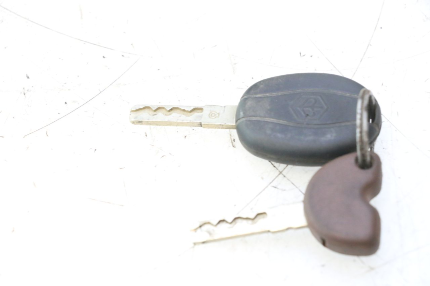 photo de KIT DE LLAVES CDI PIAGGIO MP3 500 (2016 - 2018) - Detalle de la pieza