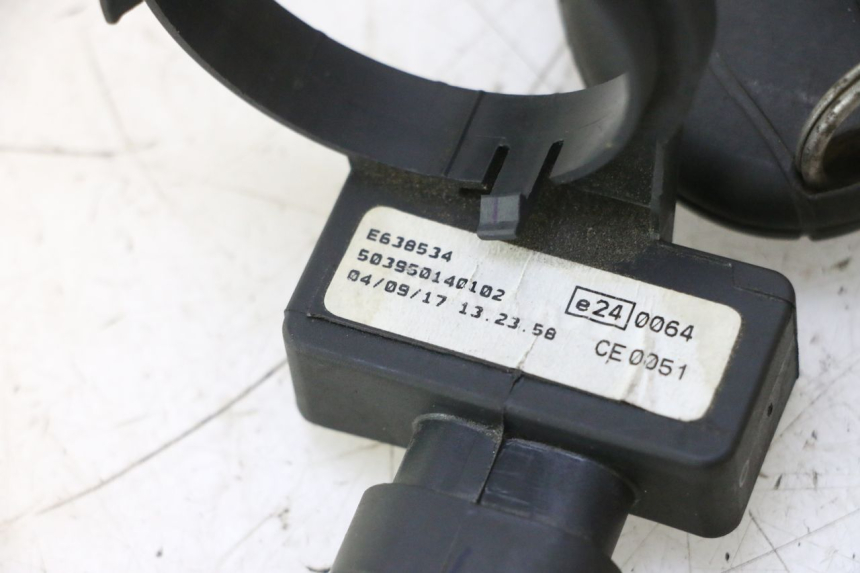photo de KIT DE LLAVES CDI PIAGGIO MP3 500 (2016 - 2018) - Detalles de los puntos de fijación