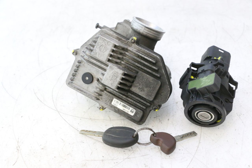 photo de KIT DE LLAVES CDI PIAGGIO MP3 500 (2016 - 2018) - Recambio usado revisado