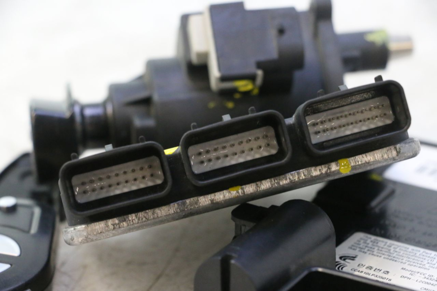 photo de KIT DE LLAVES CDI HARLEY DAVIDSON ROAD GLIDE FLTRXSE 1920 (2018 - 2022) - Zoom calidad de ocasión