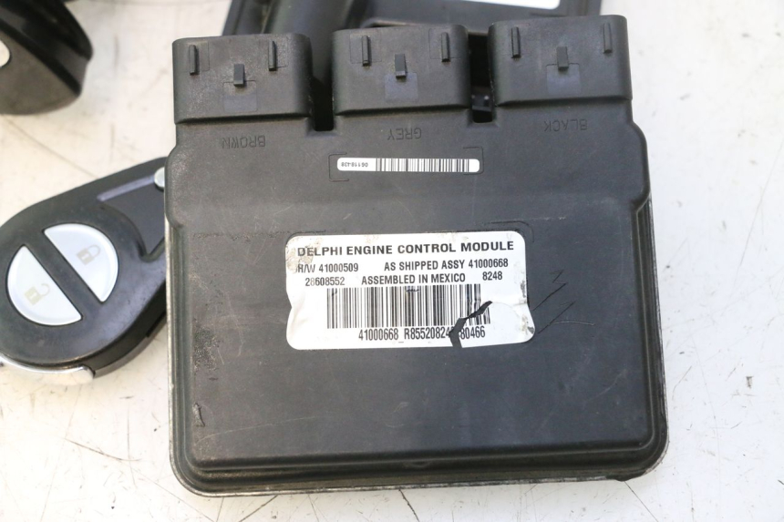 photo de KIT DE LLAVES CDI HARLEY DAVIDSON ROAD GLIDE FLTRXSE 1920 (2018 - 2022) - Vista principal