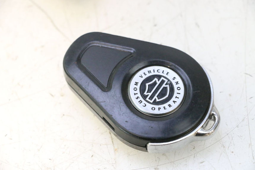 photo de KIT DE LLAVES CDI HARLEY DAVIDSON ROAD GLIDE FLTRXSE 1920 (2018 - 2022) - Primer plano técnico