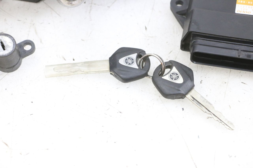 photo de KIT DE CERRADURA LLAVE CDI NEIMAN YAMAHA TDM ABS 900 (2002 - 2014) - Recambio usado revisado
