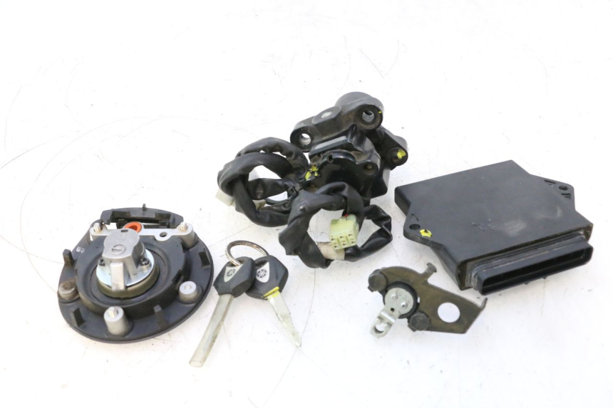 photo de KIT DE LLAVES CDI YAMAHA TDM ABS 900 (2002 - 2014) - Inspección visual detallada