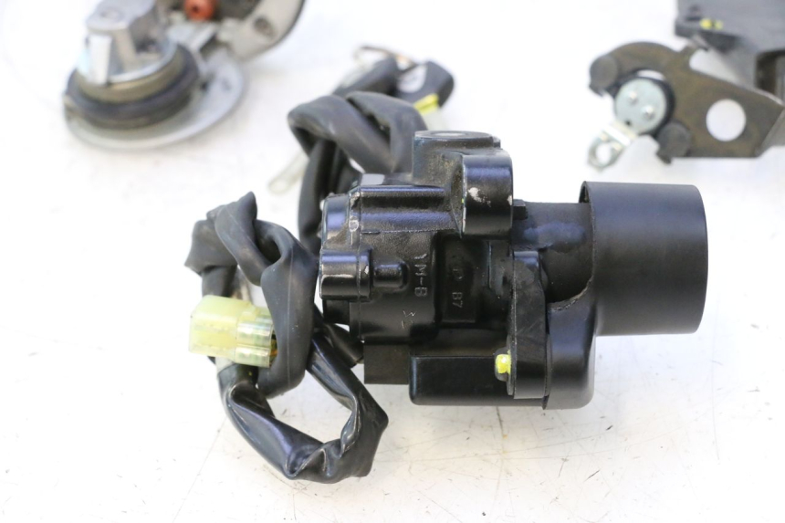 photo de KIT DE LLAVES CDI YAMAHA TDM ABS 900 (2002 - 2014) - Ángulo de visión alternativo