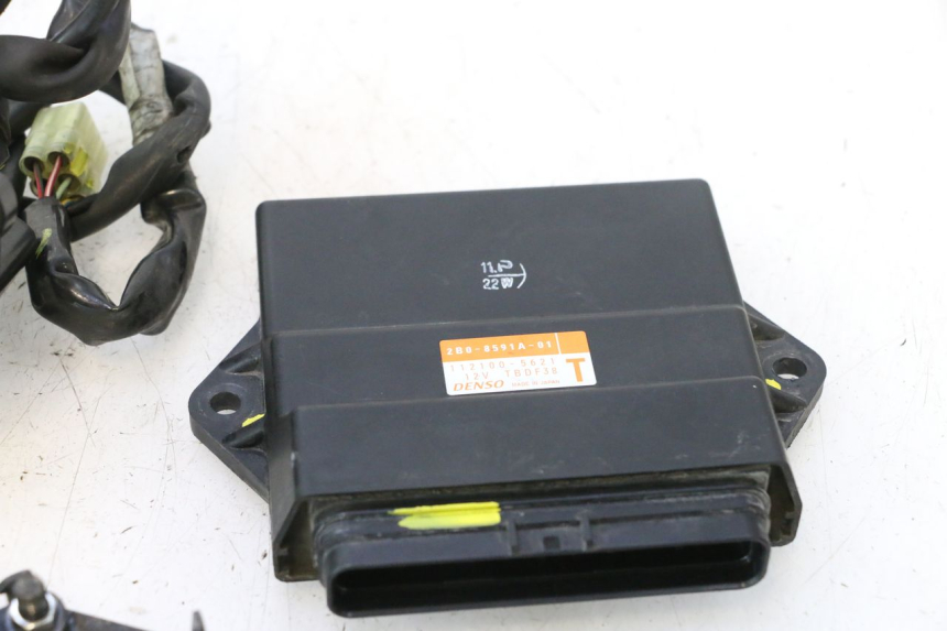 photo de KIT DE LLAVES CDI YAMAHA TDM ABS 900 (2002 - 2014) - Primer plano técnico