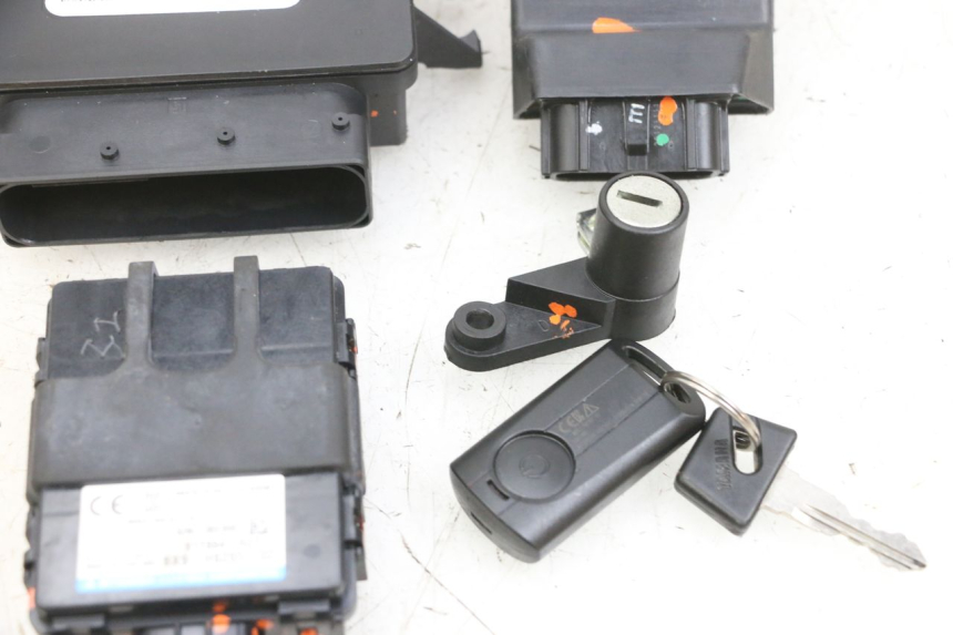 photo de KIT DE LLAVES CDI YAMAHA TRICITY 300 (2020 - 2024) - Características distintivas