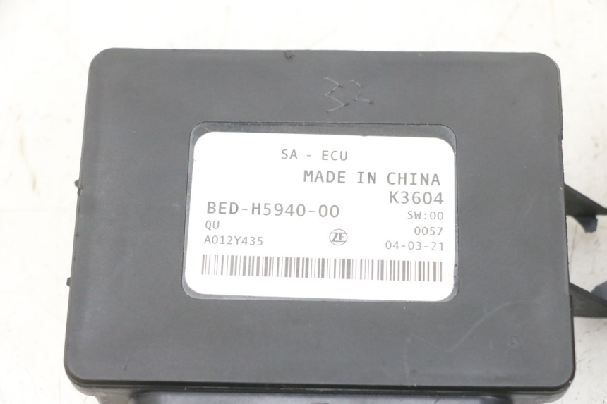 photo de KIT DE LLAVES CDI YAMAHA TRICITY 300 (2020 - 2024) - Primer plano de alta resolución