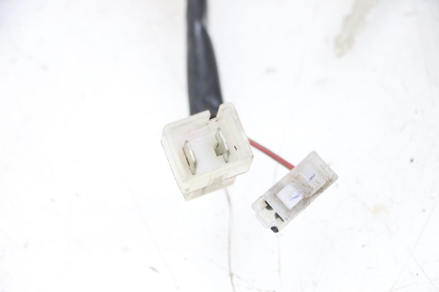 photo de KIT DE BLOQUEO LLAVE CDI NEIMAN YAMAHA X-MAX XMAX 125 (2010 - 2013) - Detalles de los puntos de fijación