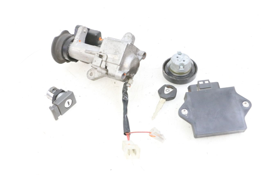 photo de KIT DE BLOQUEO LLAVE CDI NEIMAN YAMAHA X-MAX XMAX 125 (2010 - 2013) - Estado de la superficie y material