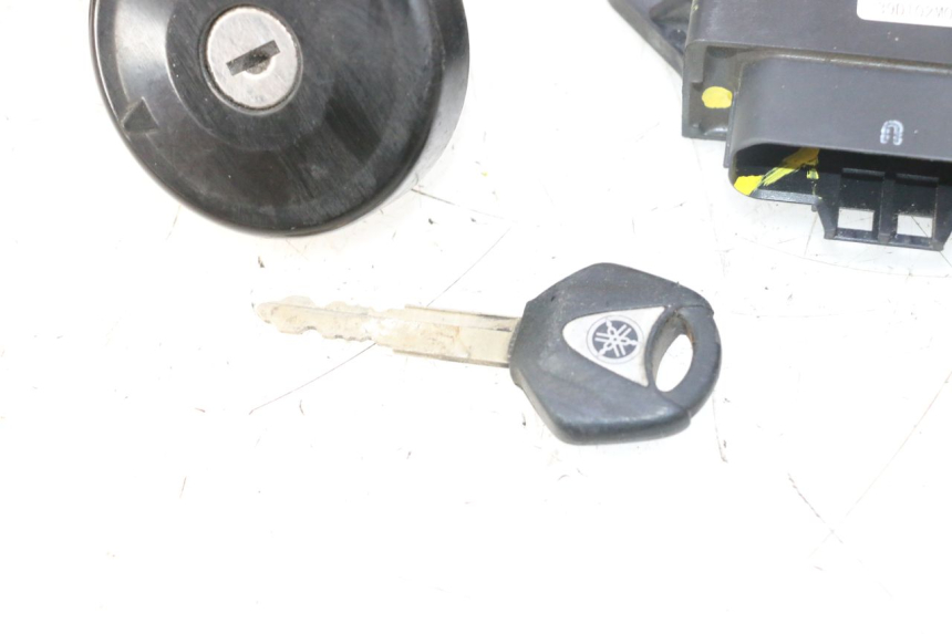 photo de KIT DE BLOQUEO LLAVE CDI NEIMAN YAMAHA X-MAX XMAX 125 (2010 - 2013) - Detalle de la pieza