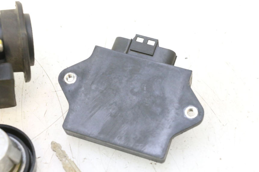 photo de KIT DE BLOQUEO LLAVE CDI NEIMAN YAMAHA X-MAX XMAX 125 (2010 - 2013) - Características distintivas