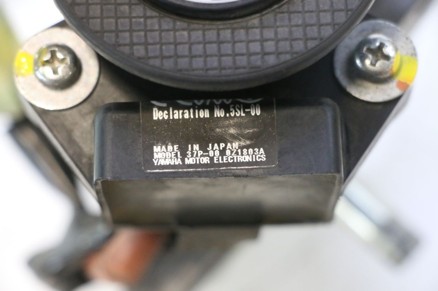 photo de KIT DE BLOQUEO LLAVE CDI NEIMAN YAMAHA X-MAX XMAX 125 (2010 - 2013) - Inspección visual detallada