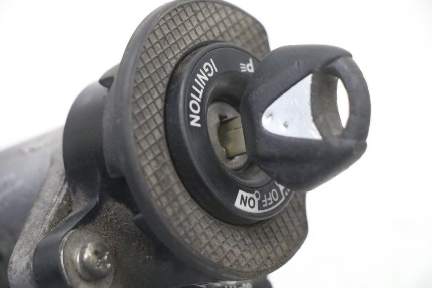 photo de KIT DE LLAVES CDI YAMAHA X-MAX XMAX ABS 250 (2010 - 2014) - Primer plano técnico