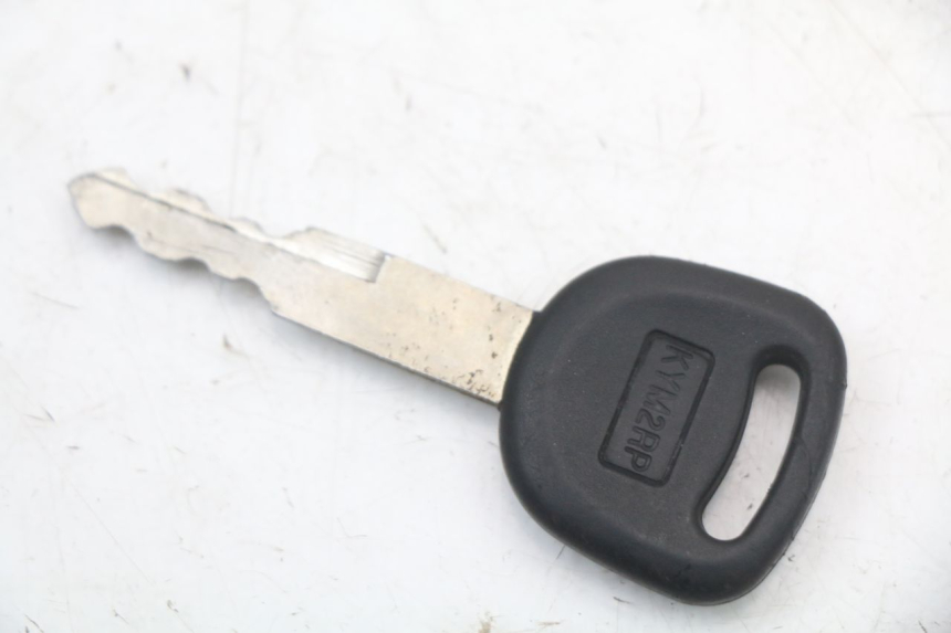 photo de KIT DE CERRADURA Y LLAVE NEIMAN KYMCO AGILITY 4T 50 (2005 - 2018) - Características distintivas