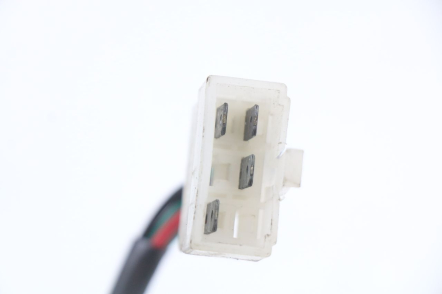 photo de KIT DE CERRADURA Y LLAVE NEIMAN KYMCO AGILITY 4T 50 (2005 - 2018) - Detalles de los puntos de fijación