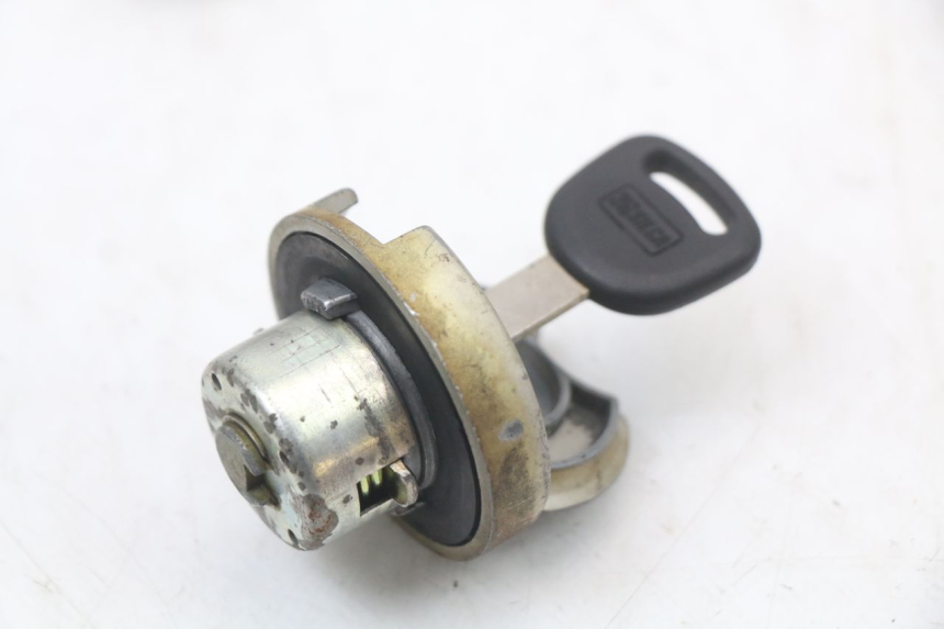 photo de KIT DE CERRADURA Y LLAVE NEIMAN KYMCO AGILITY 4T 50 (2005 - 2018) - Marcados y referencias originales