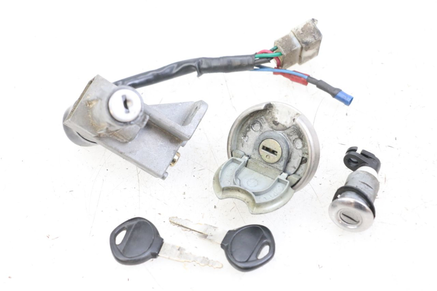 photo de KIT DE CERRADURA CON LLAVE NEIMAN KYMCO AGILITY RS 4T 50 (2009 - 2013) - Vista principal