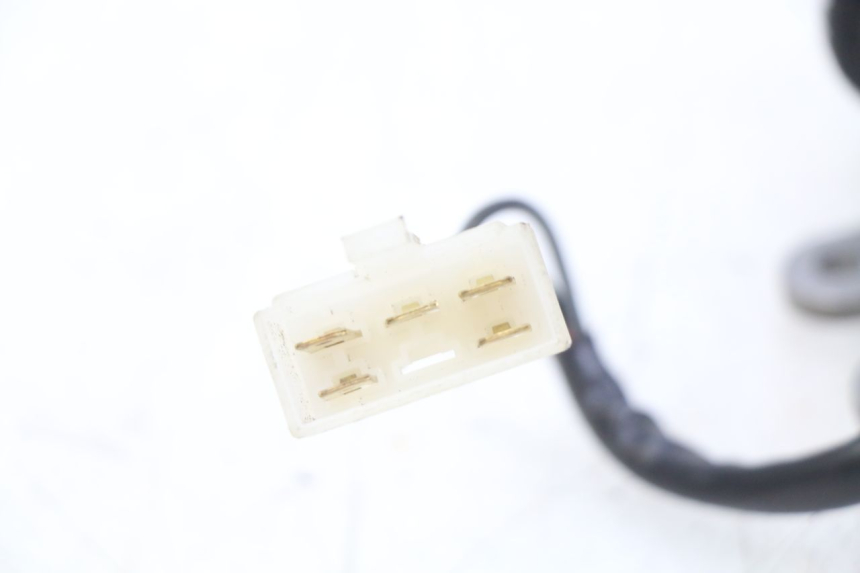 photo de KIT DE CERRADURA Y LLAVE NEIMAN BAOTIAN BT 49 QT-9 50 (2006 - 2010) - Detalles de los puntos de fijación