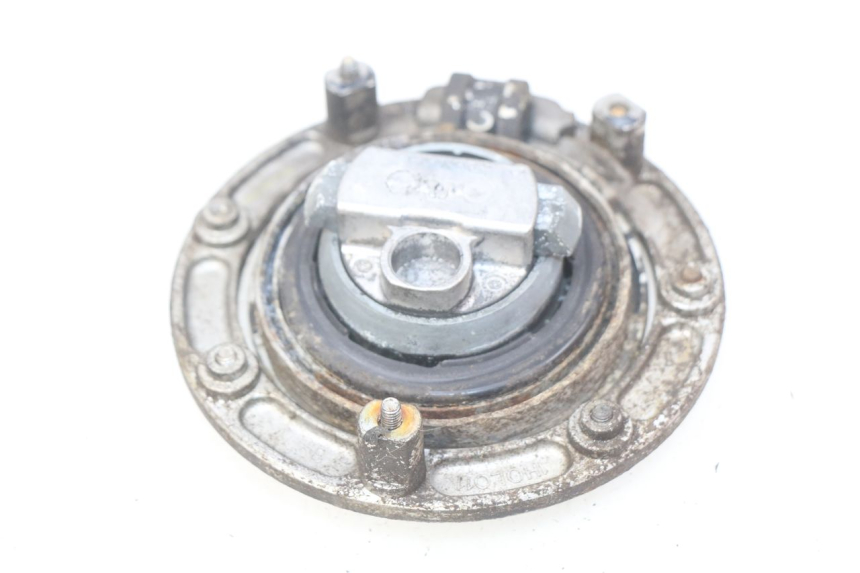 photo de KIT DE CERRADURA Y LLAVE NEIMAN HONDA CBR RR FIREBLADE 900 (1992 - 1994) - Primer plano de alta resolución