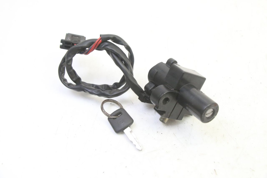 photo de KIT DE CERRADURA Y LLAVE NEIMAN HONDA CBR RR FIREBLADE 900 (1992 - 1994) - Otra perspectiva