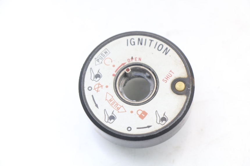 photo de KIT DE CERRADURA CON LLAVE NEIMAN KYMCO DINK STREET 125 (2009 - 2014) - Marcados y referencias originales